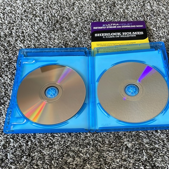Sherlock Homes Blu Ray - Picture 3 of 3